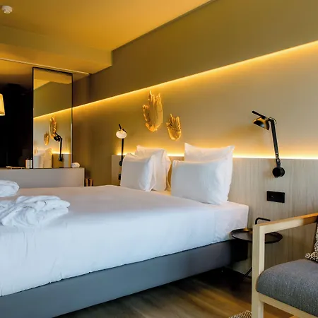 Mercure 4*
